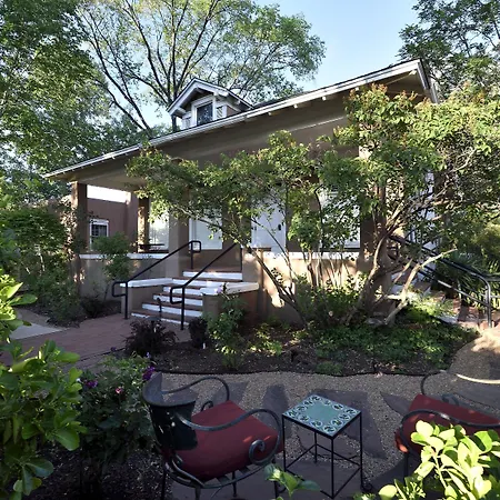 Casa Culinaria - The Gourmet Couette-café 3*